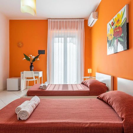 Thanit Rooms Cagliari Exteriör bild