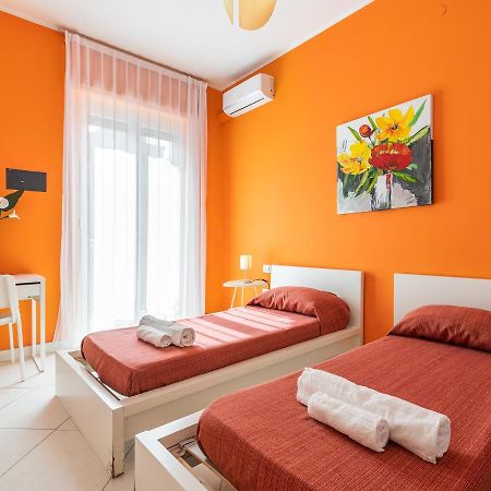 Thanit Rooms Cagliari Exteriör bild