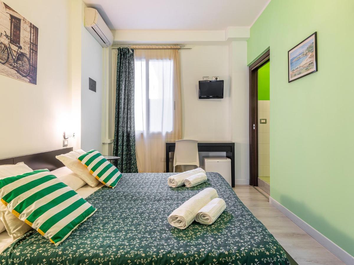Thanit Rooms Cagliari Exteriör bild