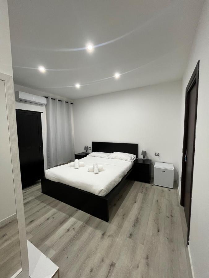 Thanit Rooms Cagliari Exteriör bild